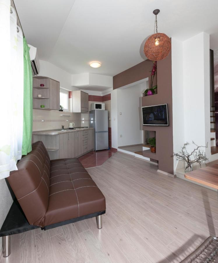 Apartmani Iva Tučepi Buitenkant foto