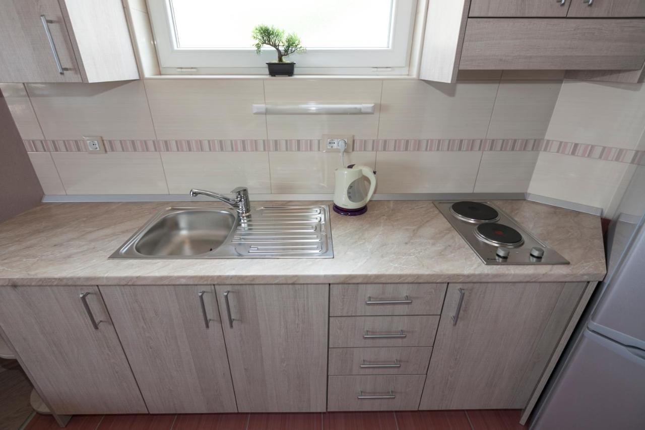 Apartmani Iva Tučepi Buitenkant foto