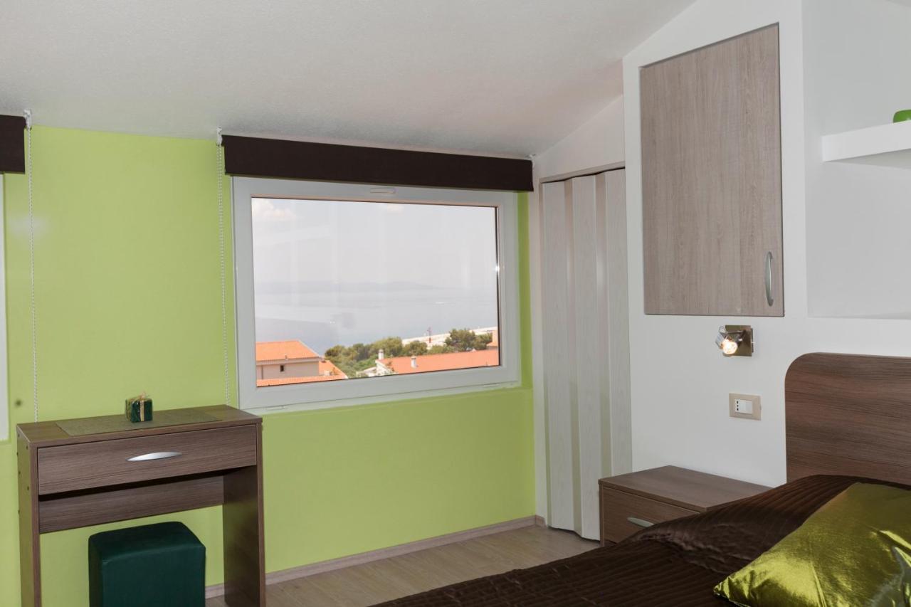 Apartmani Iva Tučepi Buitenkant foto