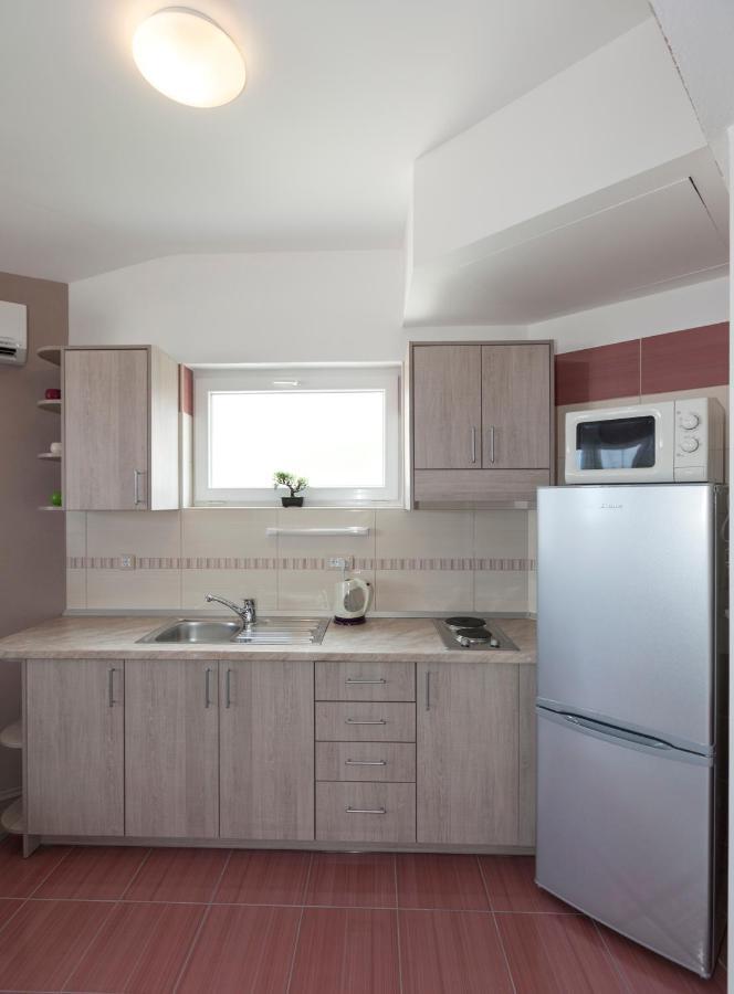 Apartmani Iva Tučepi Buitenkant foto