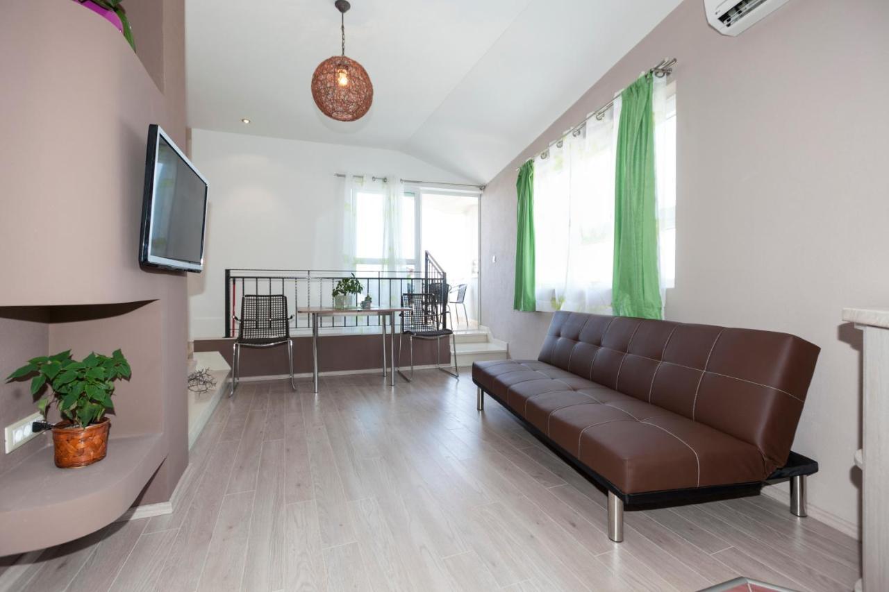 Apartmani Iva Tučepi Buitenkant foto