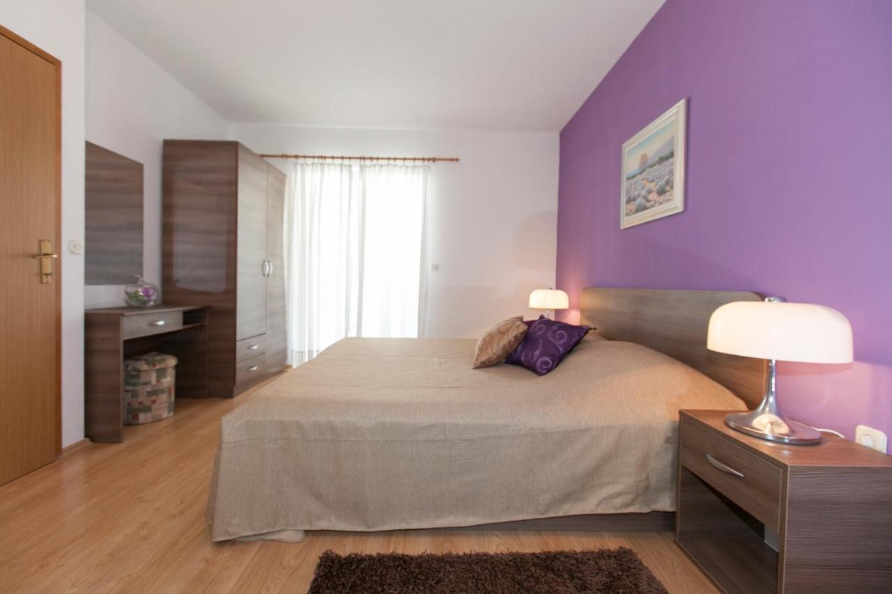 Apartmani Iva Tučepi Buitenkant foto