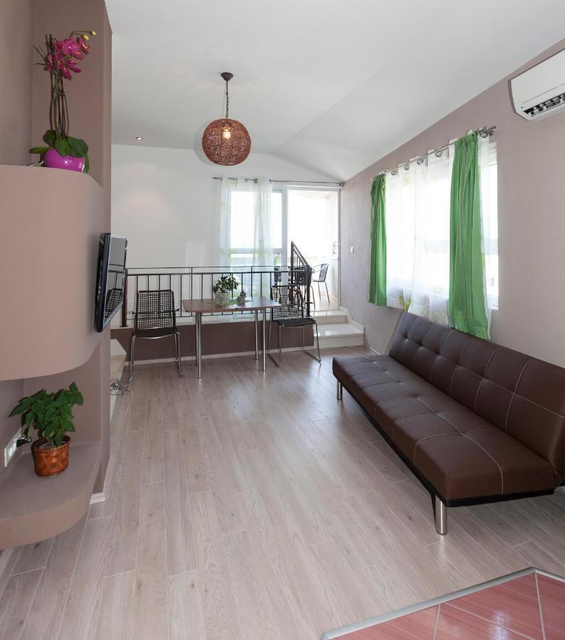 Apartmani Iva Tučepi Buitenkant foto