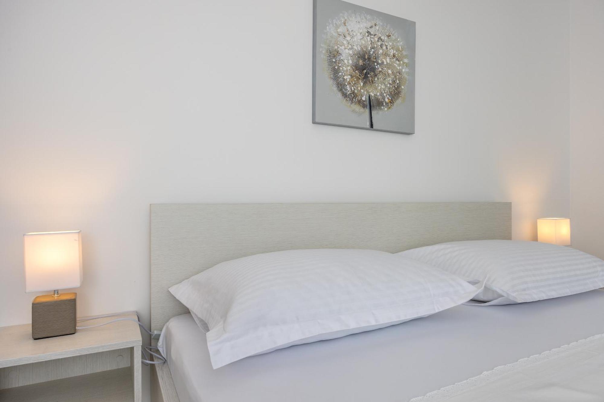 Apartmani Iva Tučepi Buitenkant foto