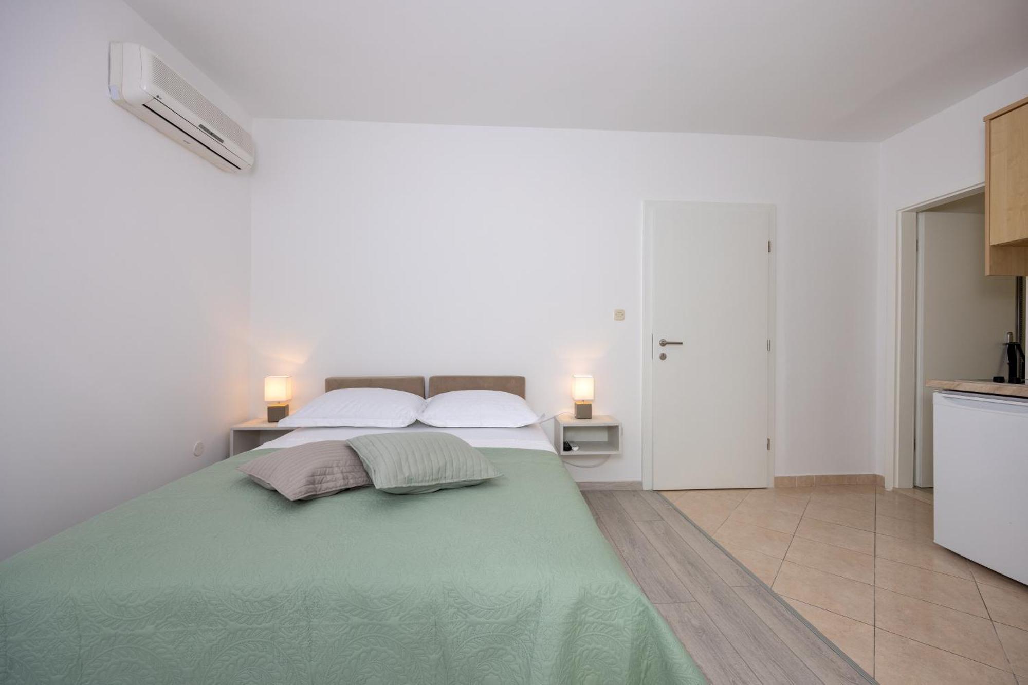 Apartmani Iva Tučepi Buitenkant foto